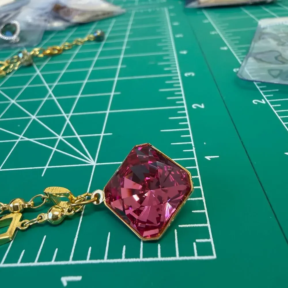 NEW!  Rose necklace kaleidoscope Crystal made‎ by Swarovski Pendant beaded chain - Picture 6 of 7